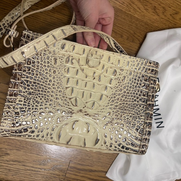 Brahmin Tan Crocodile Embossed Crossbody Bag - Picture 4 of 6